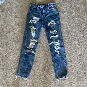 American eagle mom jeans